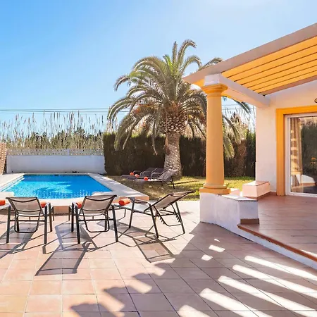 Villa Noguera Mediterraneo By *